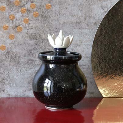 Keramik-Dose Flora schwarz mit Blumenknauf