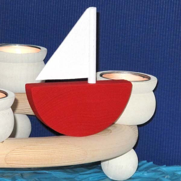 Boot Segelboot rot-weiß Stecker für Holzkranz von Sebastian Design