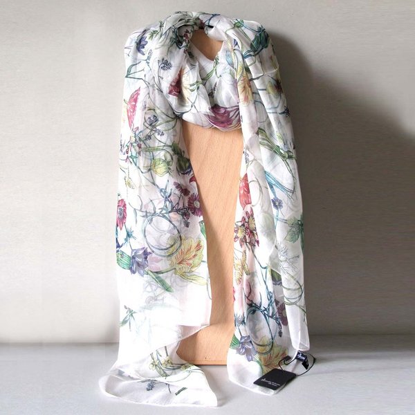 Seiden-Schal natural Blumen-Druck von Alexandra Schmitz